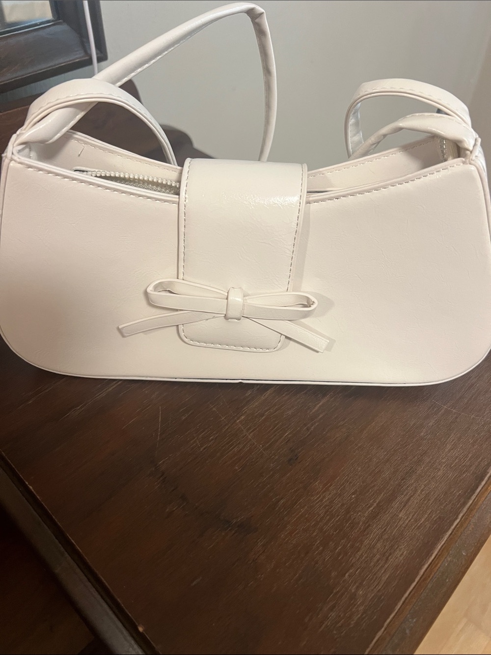 White Bow Accent Shoulder Bag - Classic Women's Purse